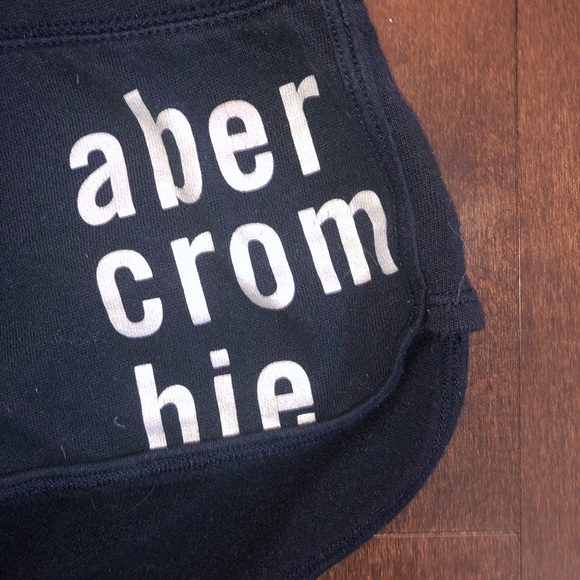 Girl’s Abercrombie Shorts - Picture 2 of 4